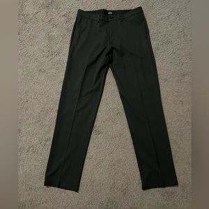 Mens Haggar dress pants in like new condition